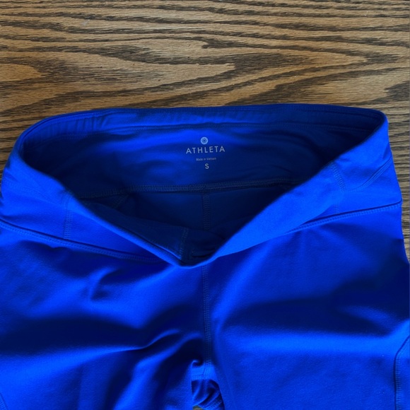 Athleta Vibrant Blue Women's Legging Capris with Back Zip Pocket Size S - Picture 5 of 8
